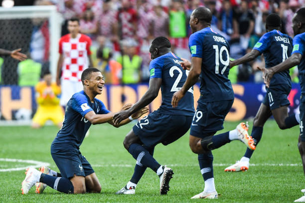 乏拥有不同 乏拥有不同