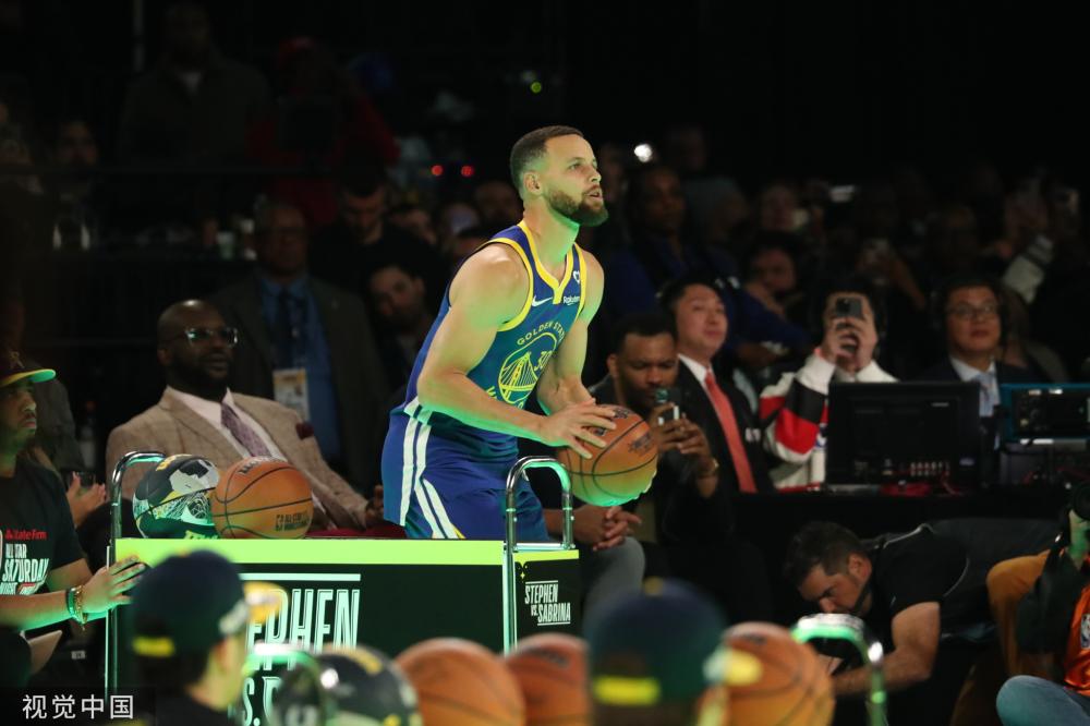 投以极大的 投以极大的