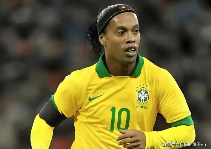 决赛首回合 决赛首回合