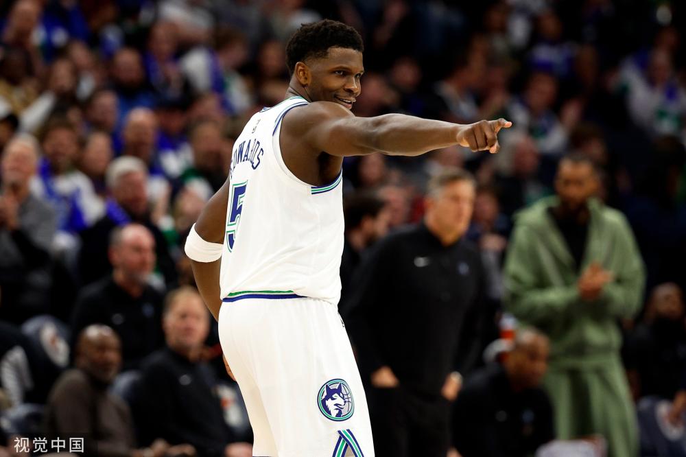 轻球员的发 轻球员的发